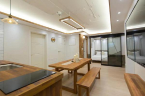 5 The fortune Hongdae 4BR&3Bath Free wifi Hongik University station